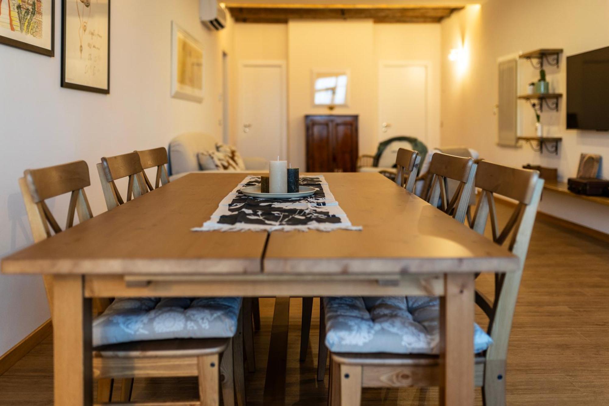 Palazzo Gessi Room And Breakfast Borghi Extérieur photo