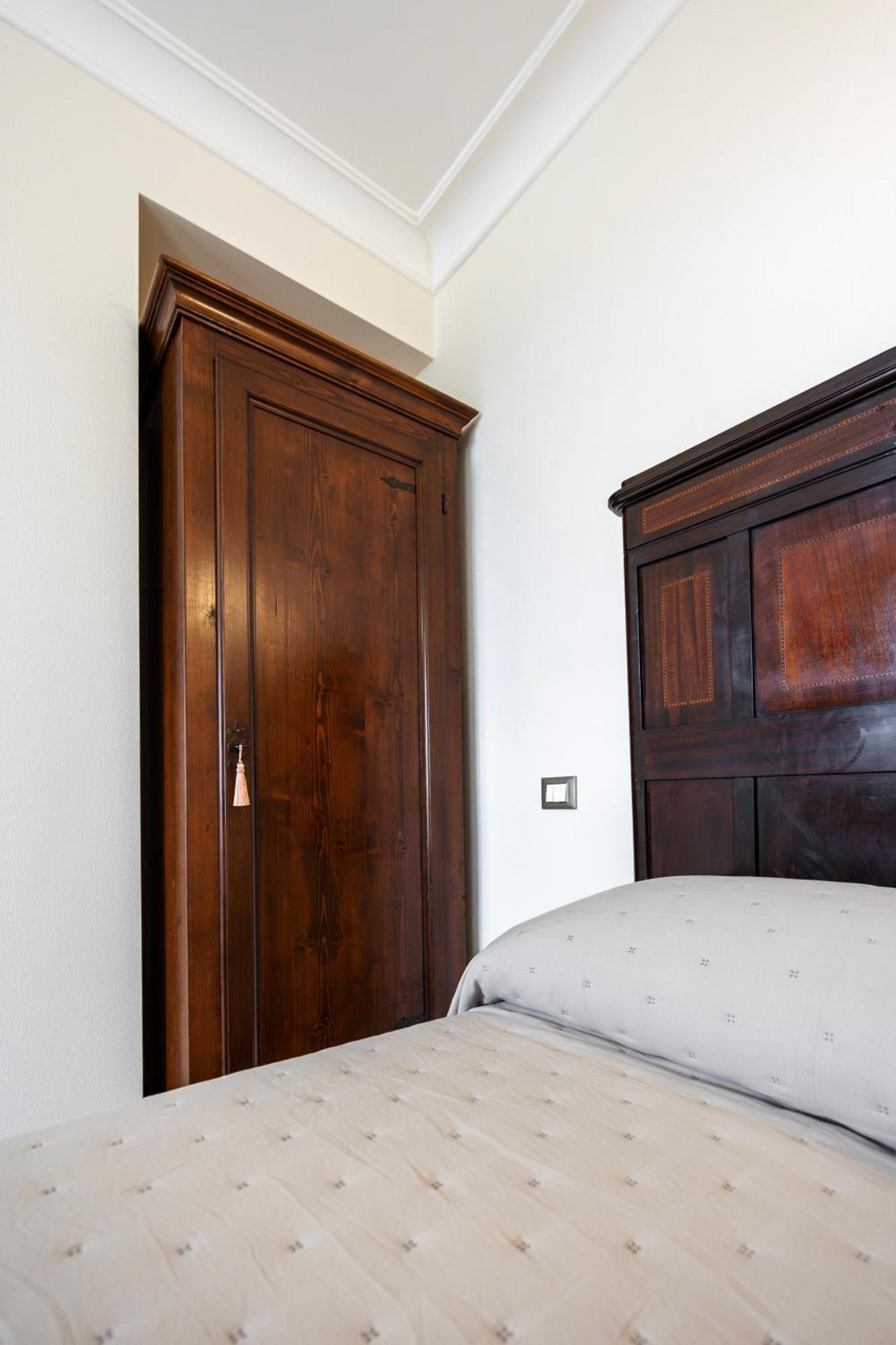 Palazzo Gessi Room And Breakfast Borghi Extérieur photo