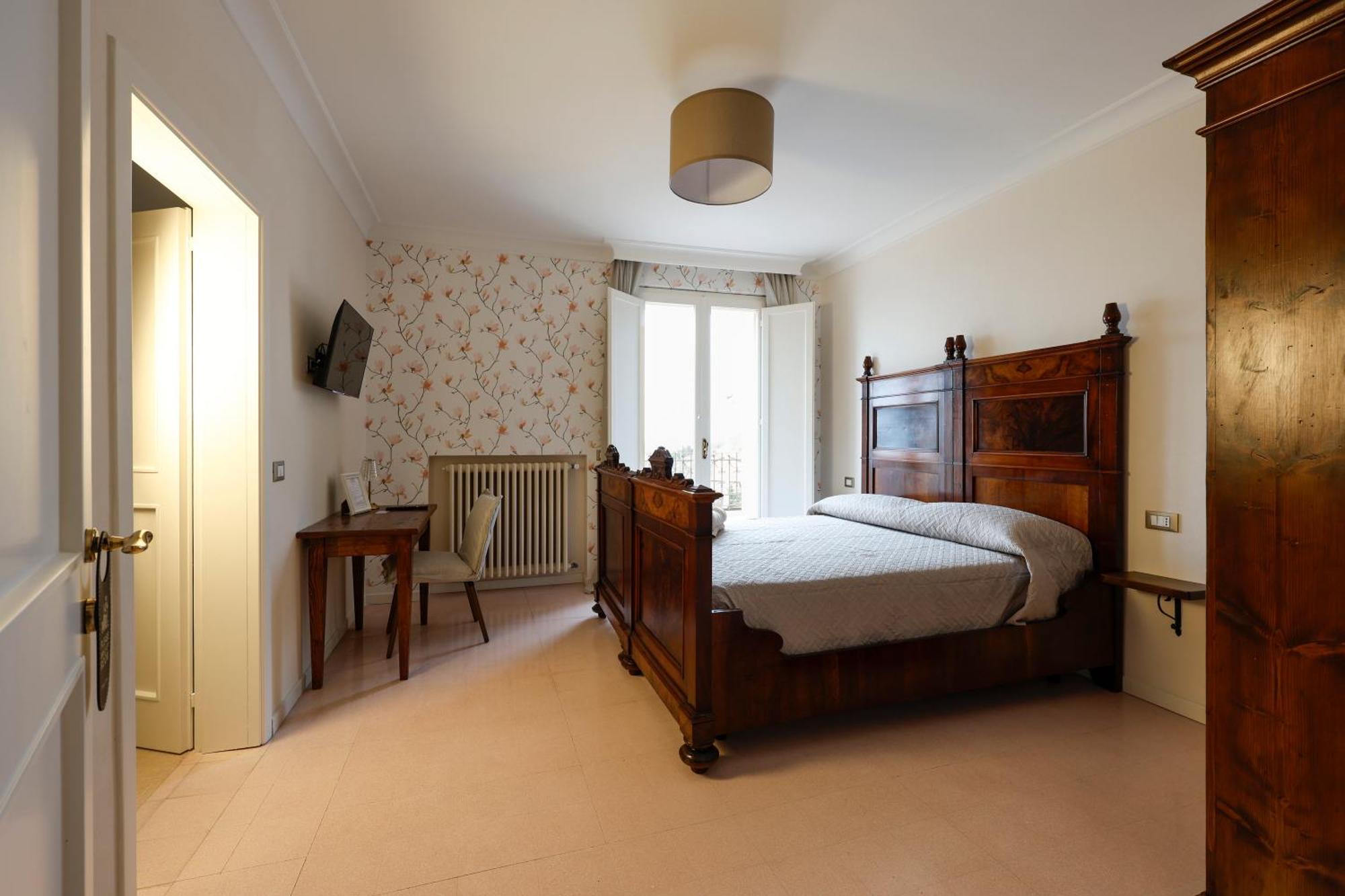 Palazzo Gessi Room And Breakfast Borghi Extérieur photo